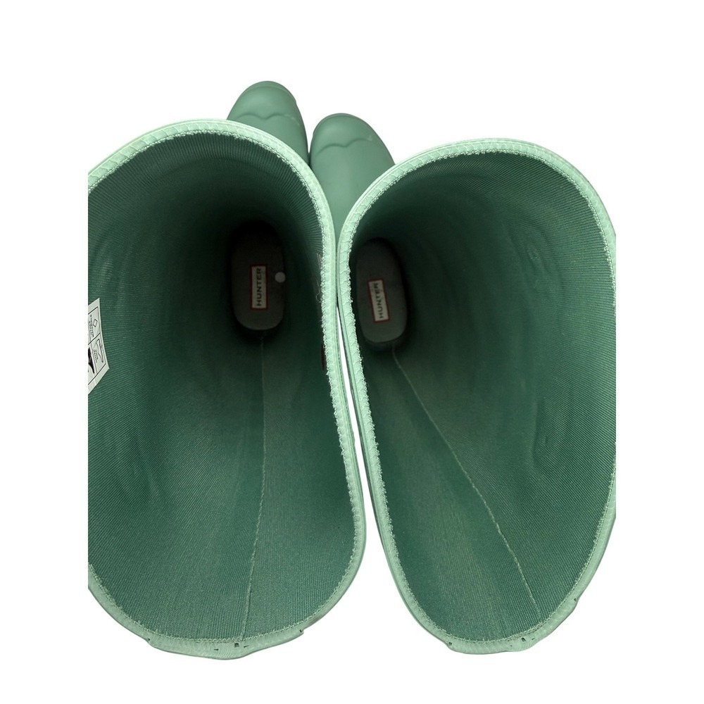 Hunter Original Tall Waterproof Rain Boots, Matte Sage, Size 5 - Picture 12 of 13